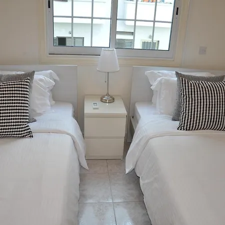 Apartament Mona's Cozy Near City Centre *